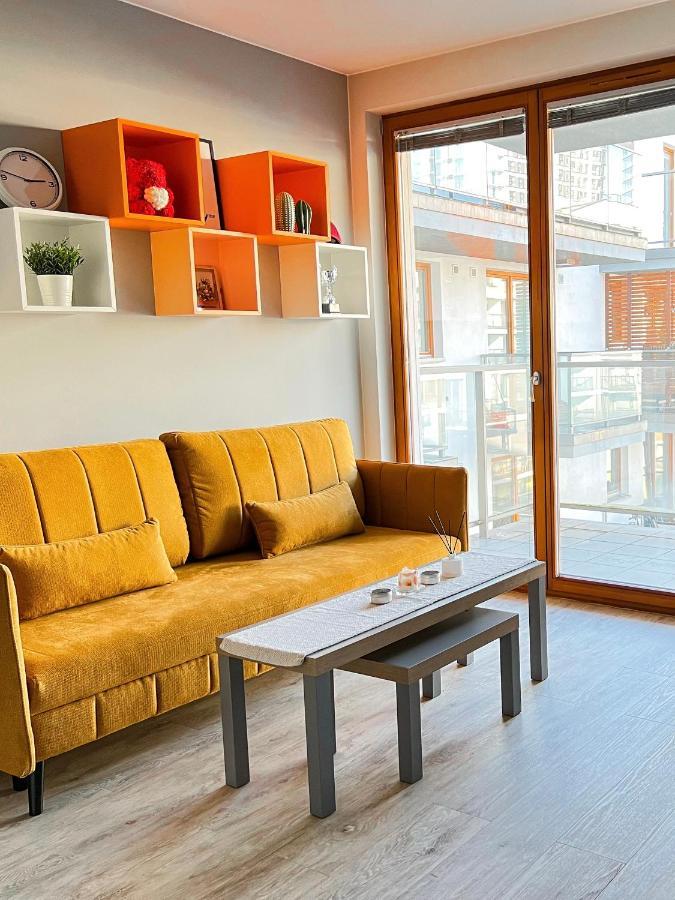 Nowoczesny Apartament - Blisko Centrum Varşovia Exterior foto